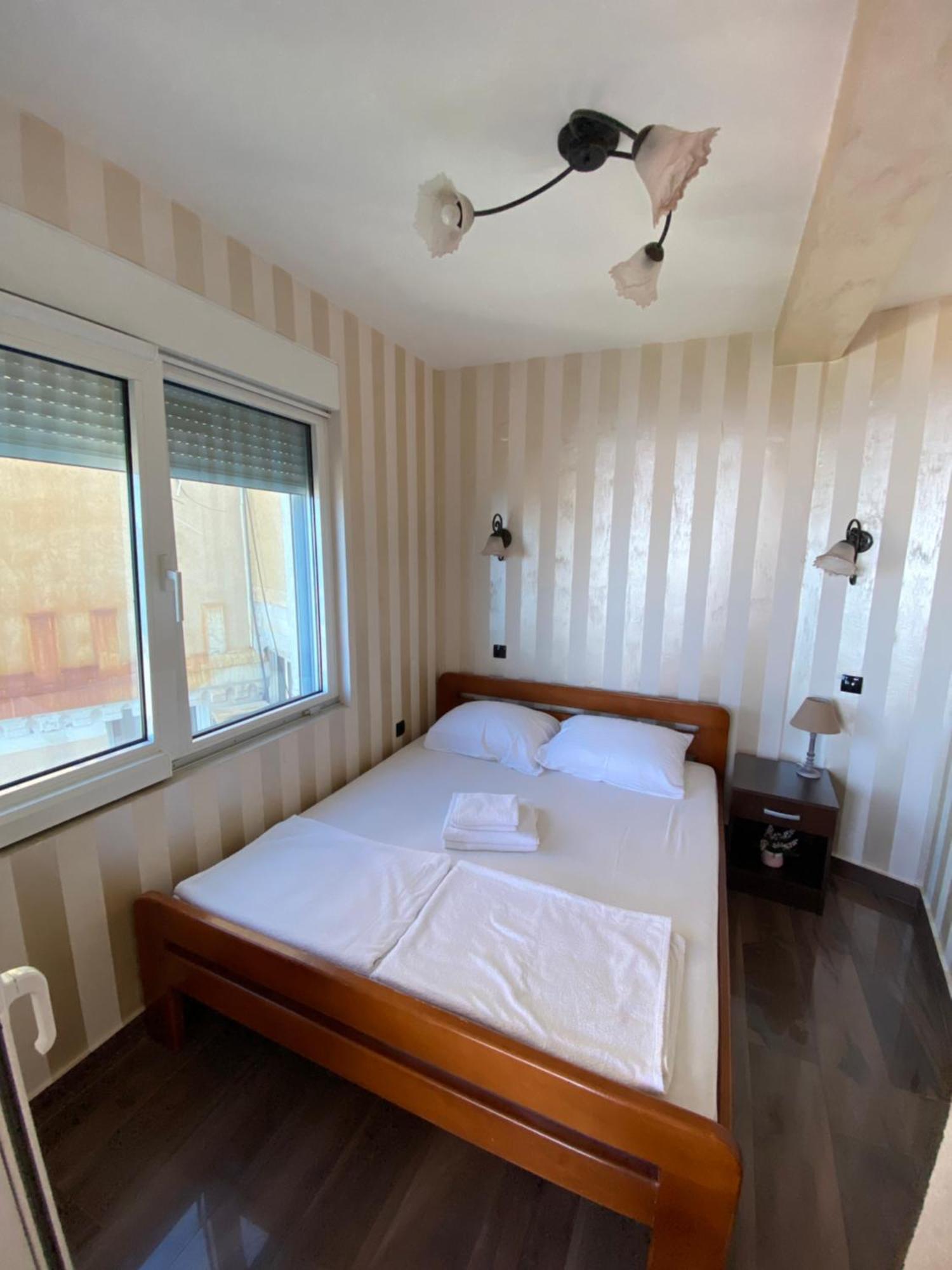 Apartment Dzaleta Sveti Stefan Ngoại thất bức ảnh