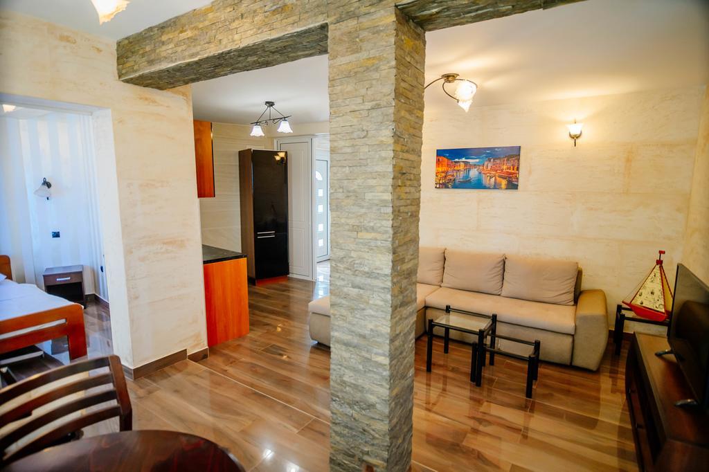 Apartment Dzaleta Sveti Stefan Ngoại thất bức ảnh