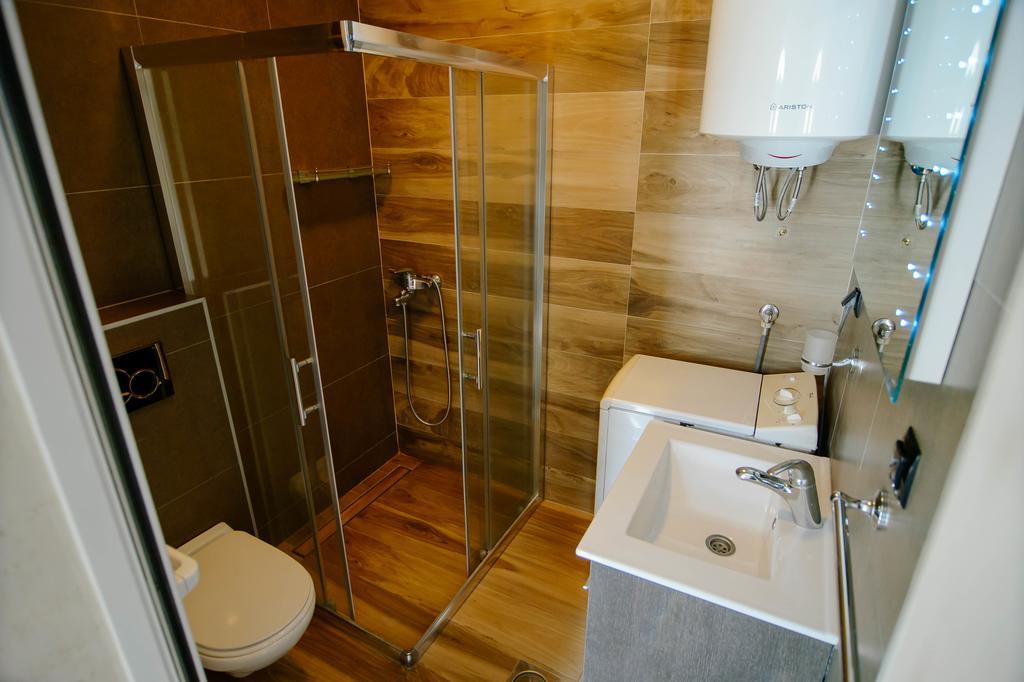 Apartment Dzaleta Sveti Stefan Ngoại thất bức ảnh