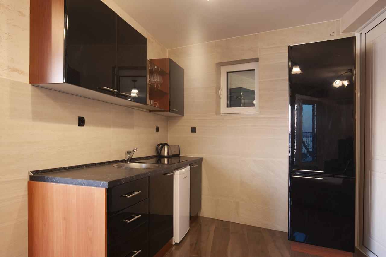 Apartment Dzaleta Sveti Stefan Ngoại thất bức ảnh